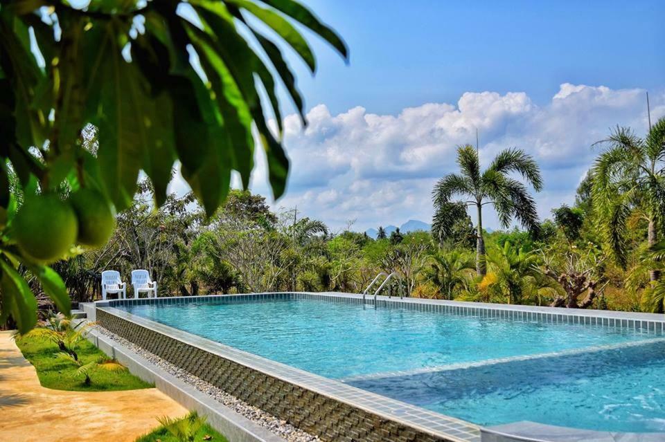Kp Mountain Beach Pran Buri Exterior photo
