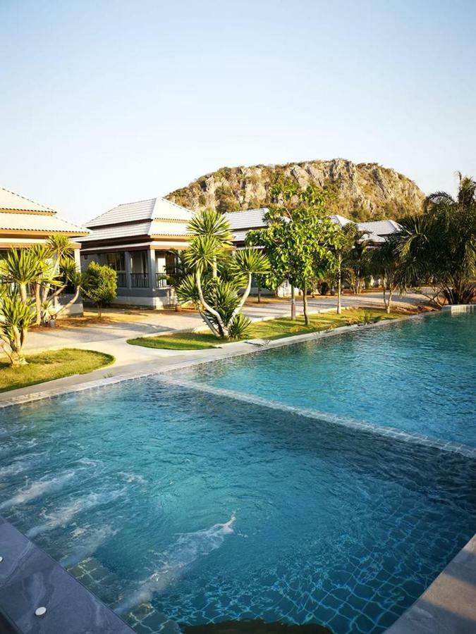Kp Mountain Beach Pran Buri Exterior photo